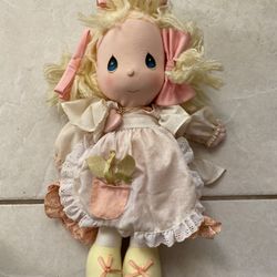 Precious Moments Applause Heather Doll Original Heart Locket 1987 Vintage