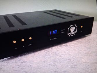 Monarchy Audio A-C regenerator power converter and amp