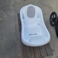 Baby Bath Tub Used But In Condition