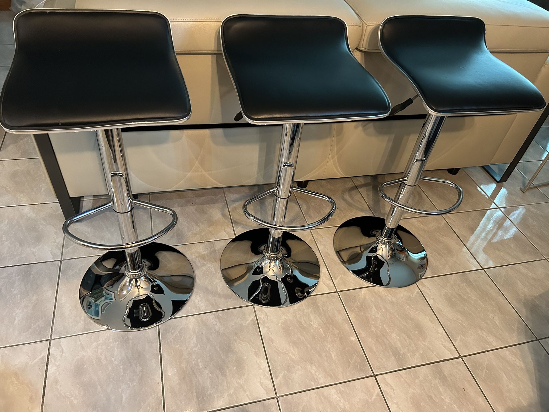 Three Piece Bar Stool