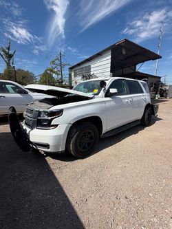2016 CHEVY TAHOE PPV 5.3L ENGINE / 6L80 2wd — FOR PARTS ONLY