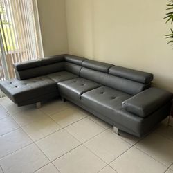Contemporary Sectional Couch