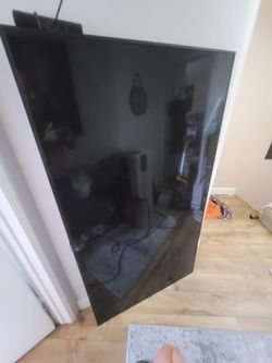 70' Samsung TV
