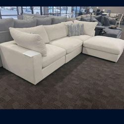 Bolaman Sectional Set✳️4 Piece Sectional (2x corner + Armless Chair + Ottoman)💳Financing Options