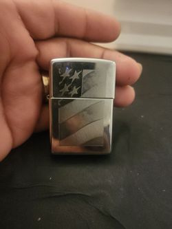 U.S Flag Zippo Lighter Pollished Chrome
