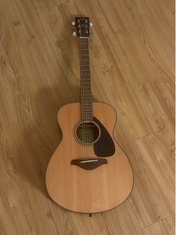 Yamaha guitar