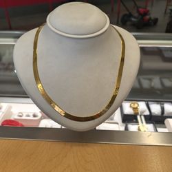 10k Gold Necklace 15.2 Grams 22 Long Layaway Available 10% Dwon If You Interested Please Make Sure You Ask For Maribel Thank You 