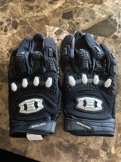 Mountain Bike Gloves And Knee Pads Large
