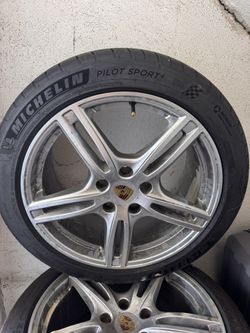 Porsche rims and tires
