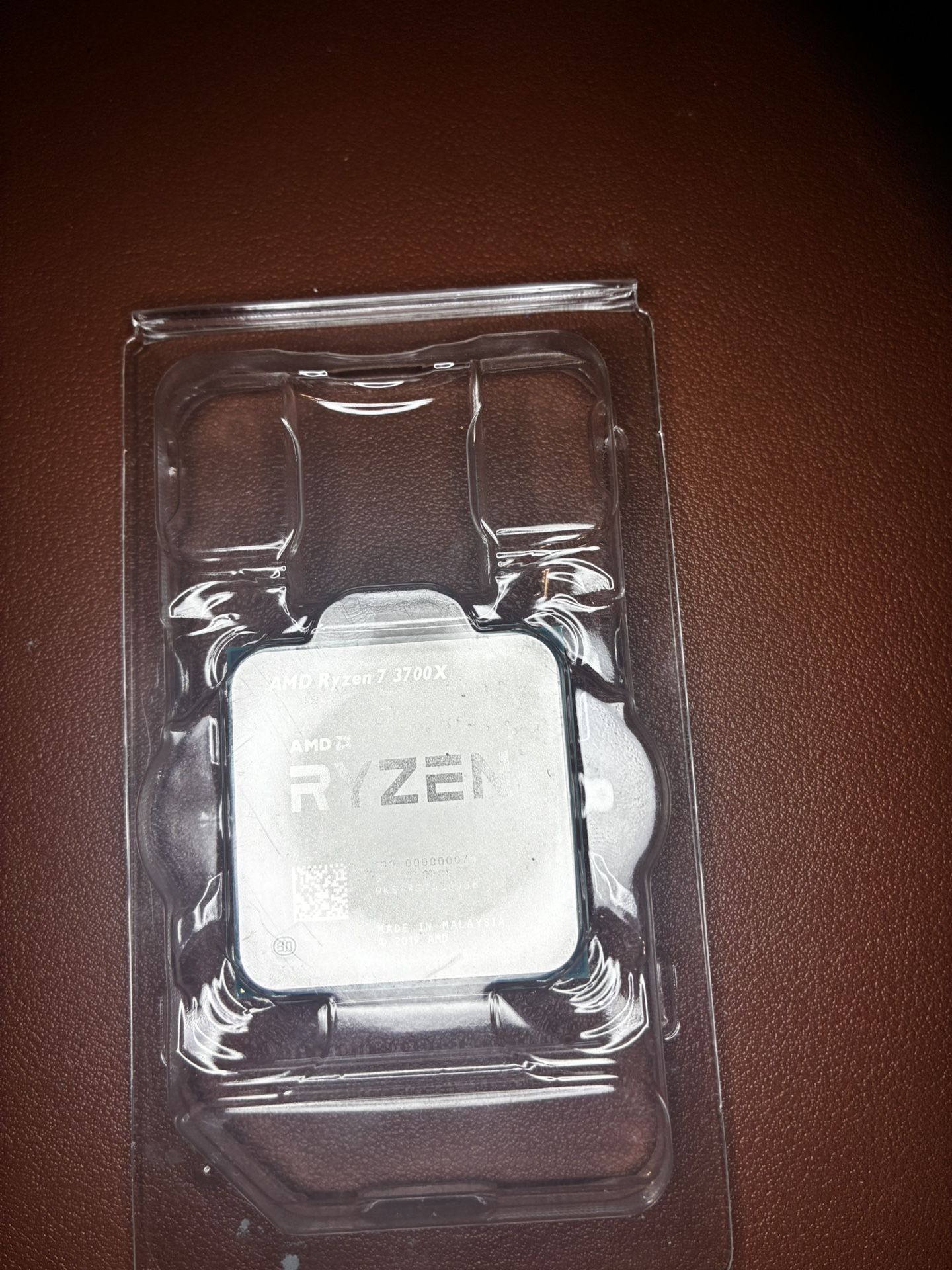 AMD Ryzen 7 3700X 8-Core