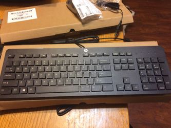 Hewlett Packer HP USB Slim KN Win 8 US