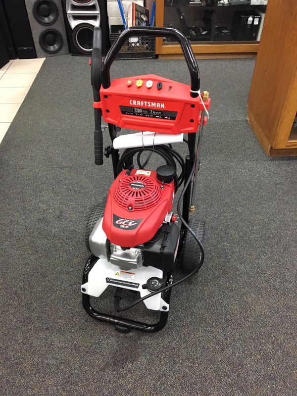 Craftsman 3200 PSI 2.4 GPM Pressure Washer for Sale in Riverside, CA