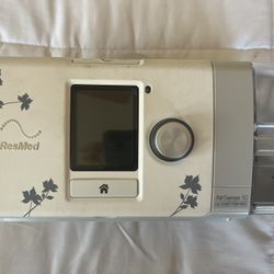 Resmed Airsense 10 For her
