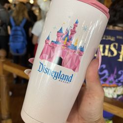 Disneyland Starbucks 