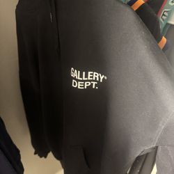 Large Exclusive Jackets And Jerseys Deal 