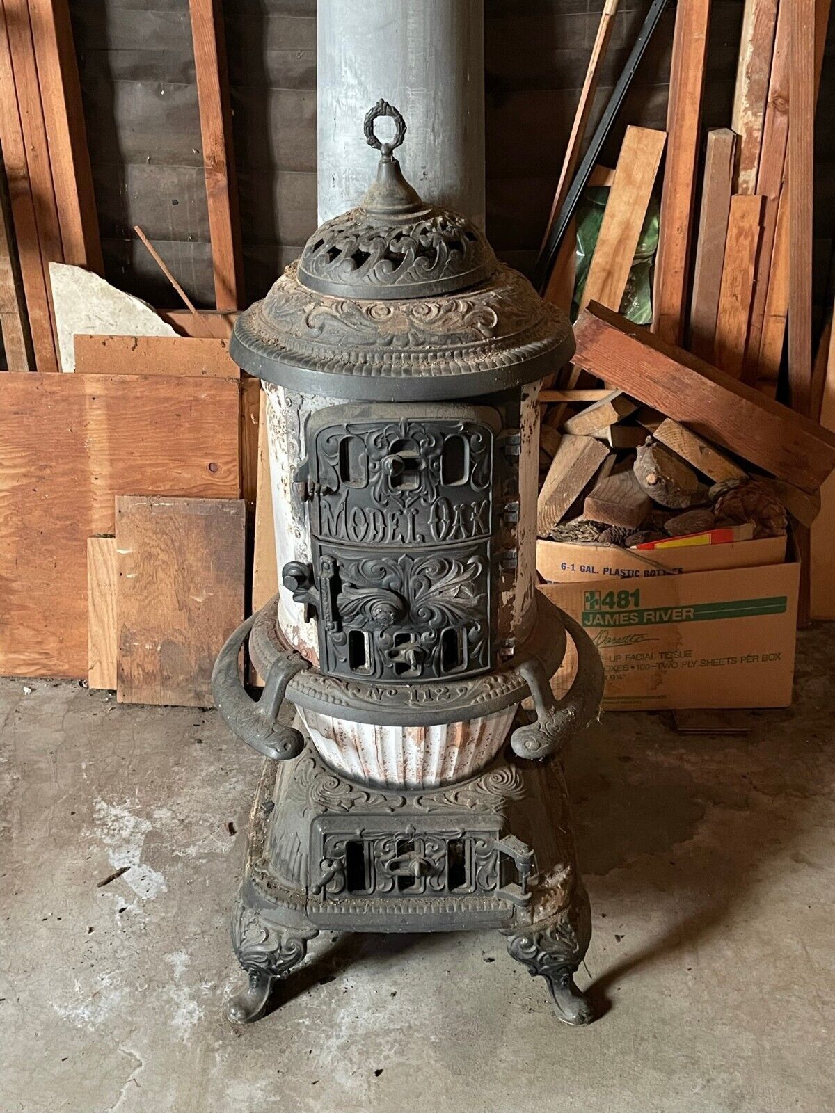 Antique Cast Iron Wood Burning Parlor Stove!