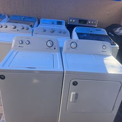 Vendo Lavadora Y Secados En Muy. Buen Estado