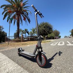 🔥Electric Scooter /19mph/ 19range/ 350watt / shocks🔥