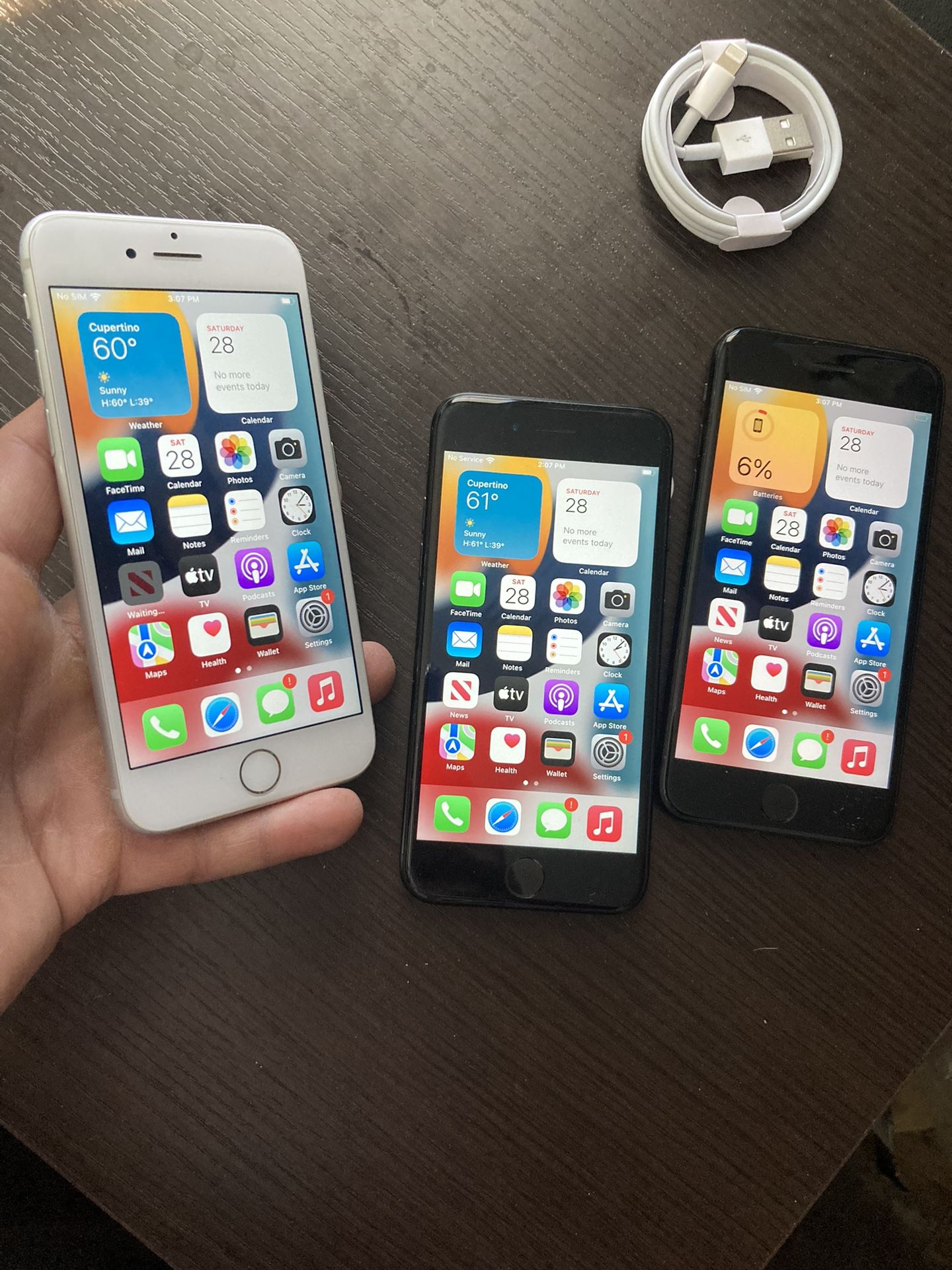 Iphone 7: Like New And Unlocked! -No Tax!