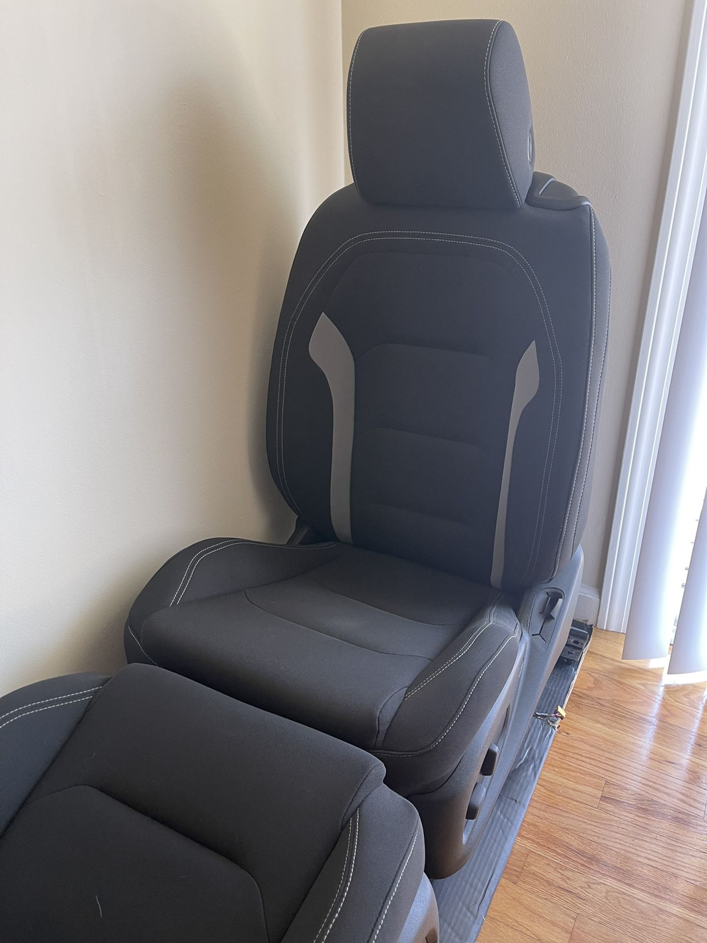 6th Gen Camaro Cloth Seats