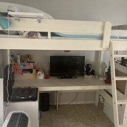 Twin Loft Bed with Built-in-desk