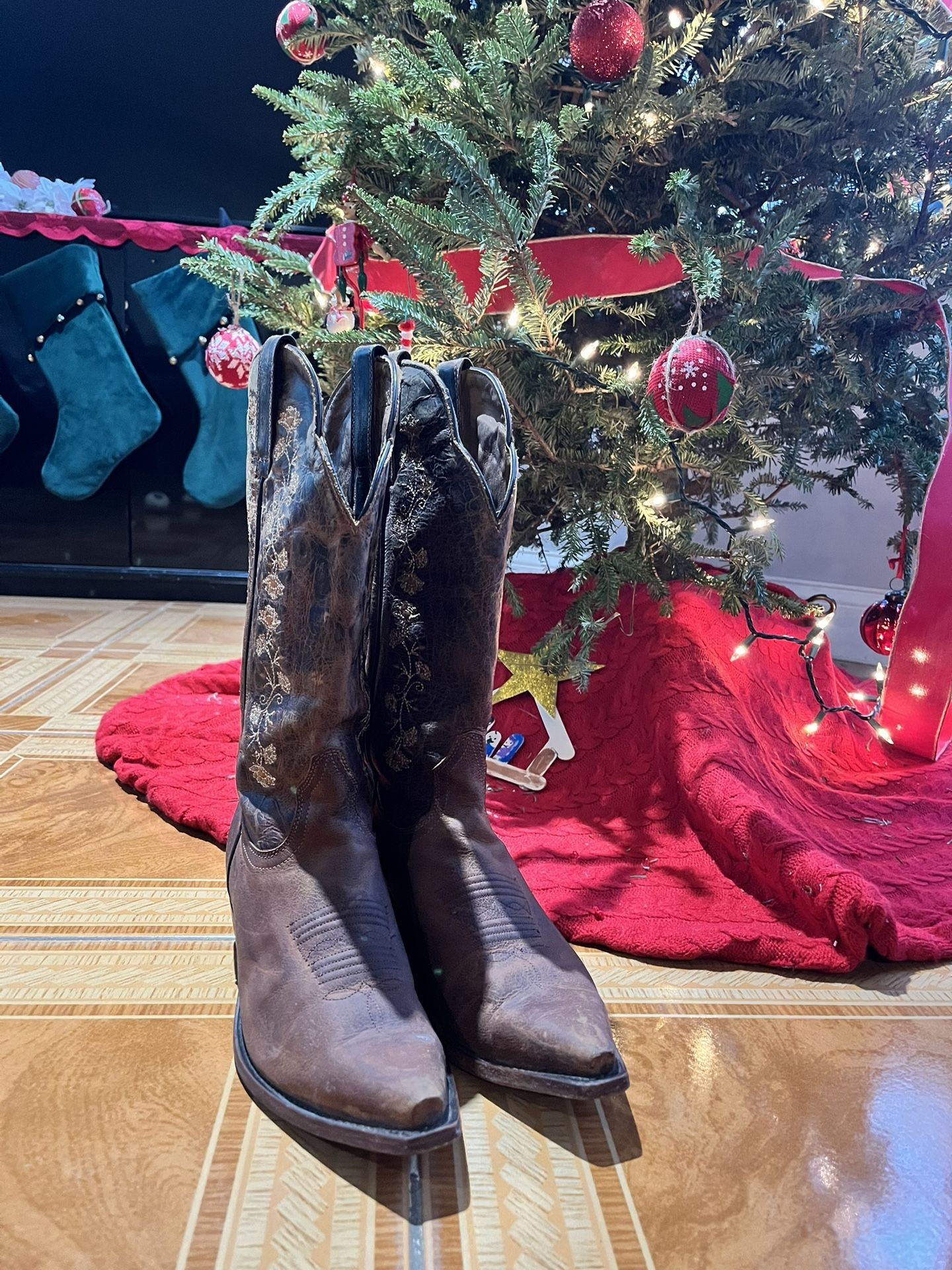 Boulet Rugged country Woman Cowboy Boots