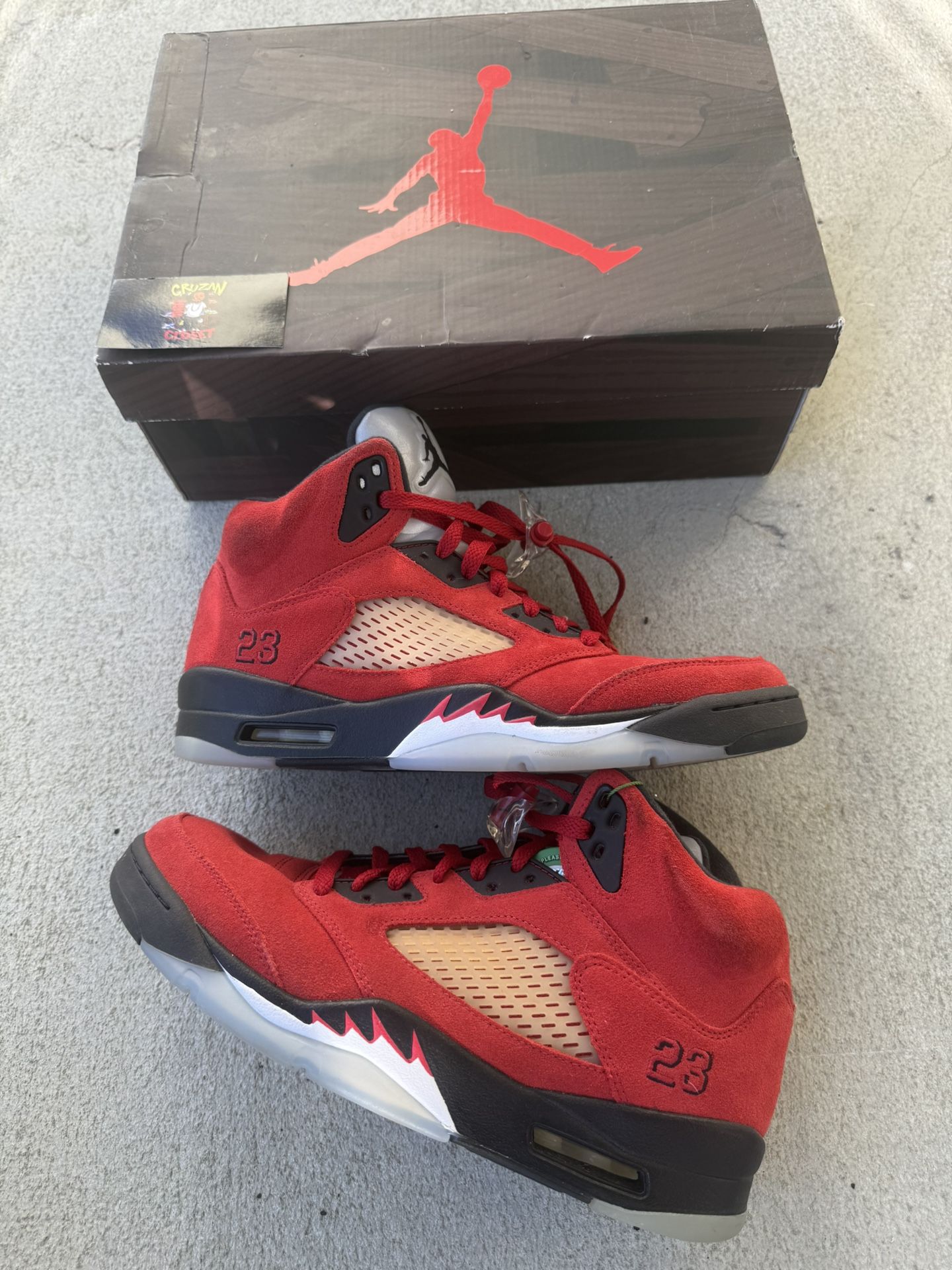 Jordan 5 Raging Bulls Sz 9.5