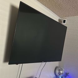 Roku Onn 42” Smart TV