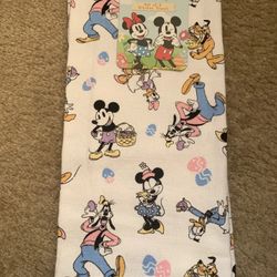 Classic Minnie Mickey Mouse Daisy Donald Duck Goofy Pluto Set Of 2 Easter Themed Kitchen Towels New 