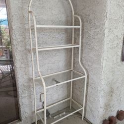 Patio, Sunroom, Shelves 