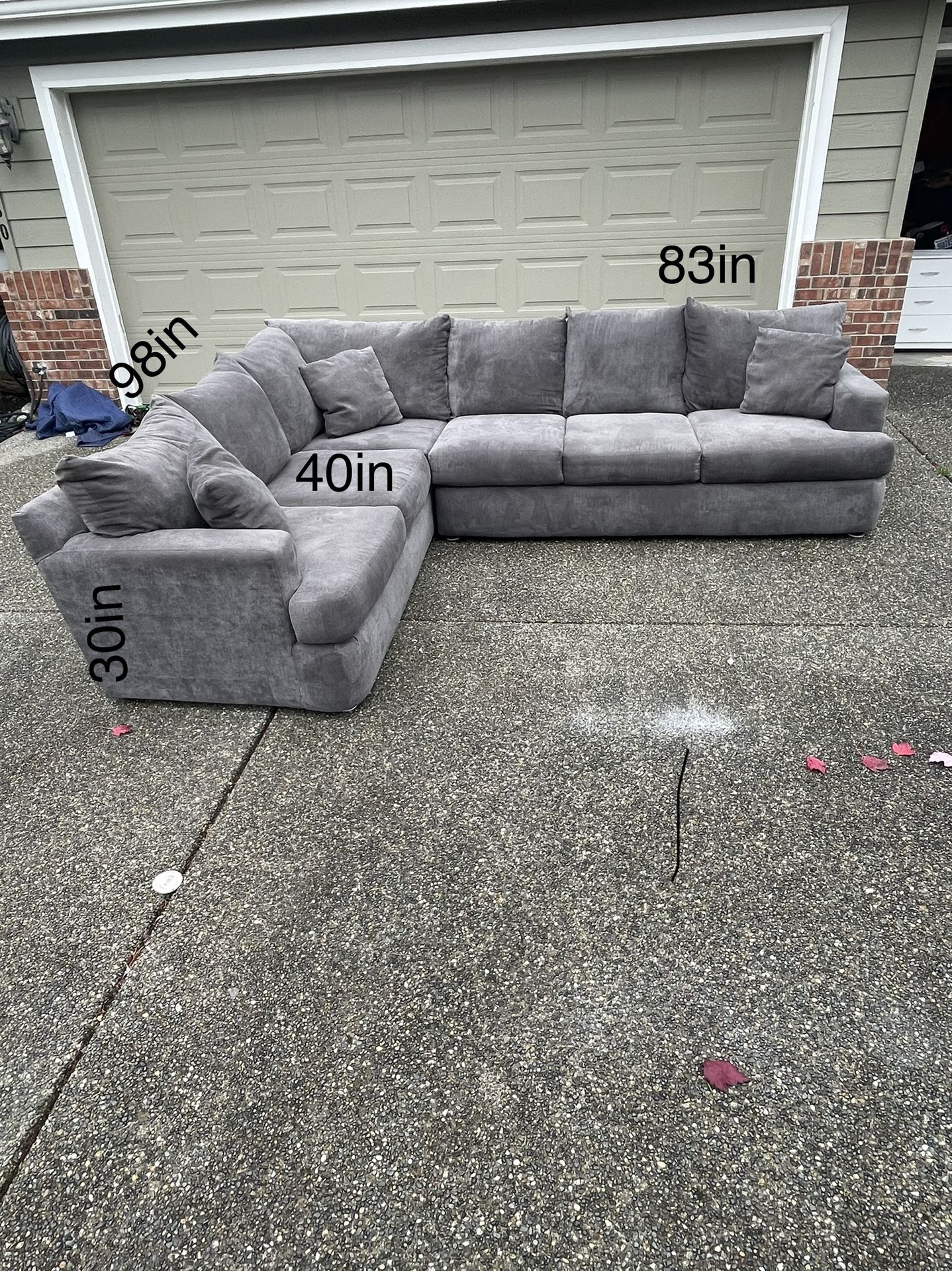 Super clean comfy grey sectional! CAN DELIVER!