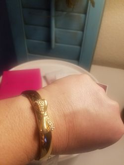 Betsey johnson bracelet