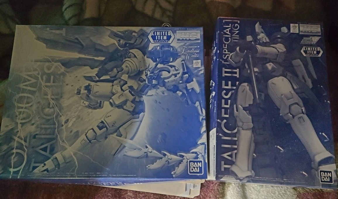 Bandai Gundam Master Grade MG Tallgeese 2 And 3 Special Coating