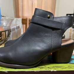 Black Leather Open Heel Booties Size 6 1/2 