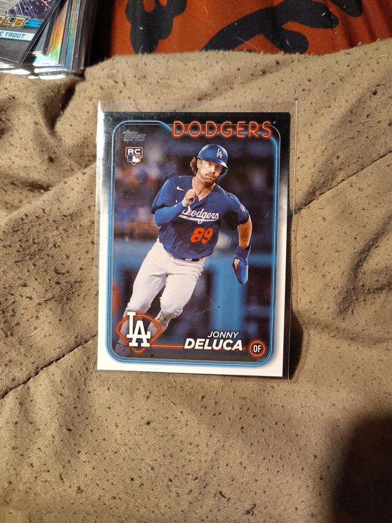 2024 NFL Topps Chrome Football Cards