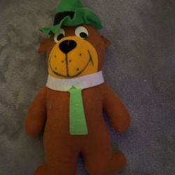 Vintage Yogi Bear Plush Hanna-barbera