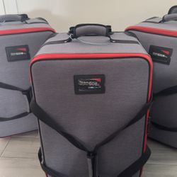 Aperture 600c x2 and 600d