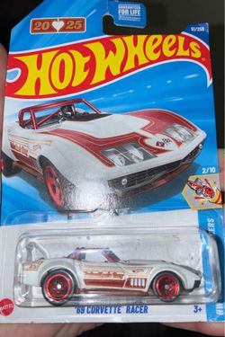 Hot wheels ,69 Valentines Day Corvette Racer
