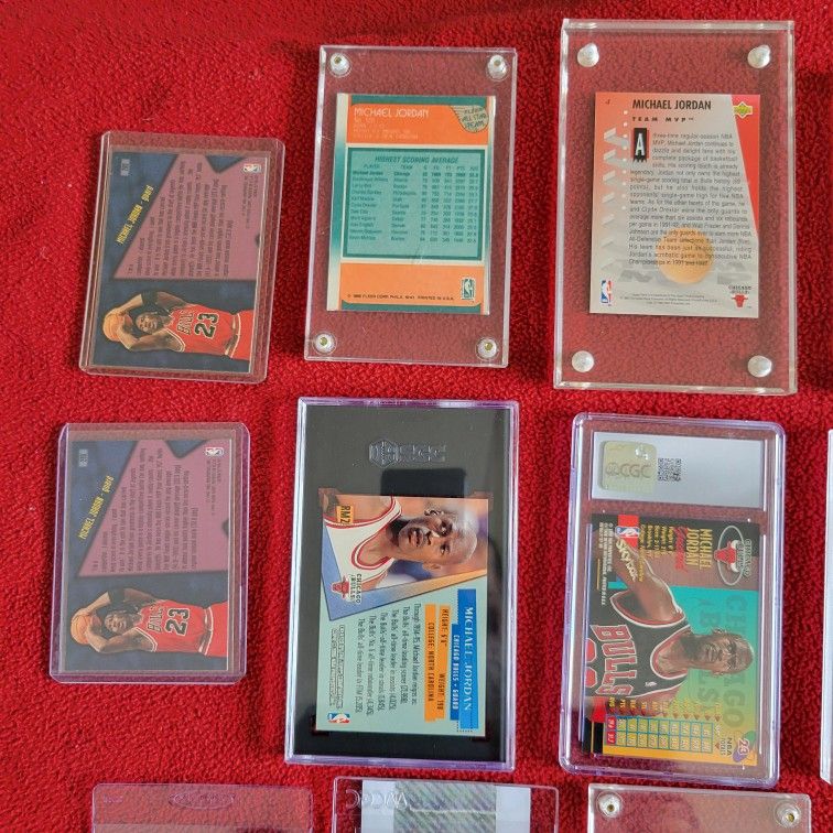 Michael Jordan 32 Card Lot (Revised)