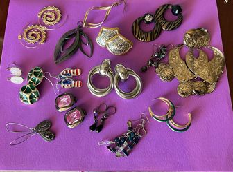 Women’s Fashion Earrings “16 pairs of earrings”