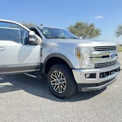 Ford F250 Super duty CrewCab 