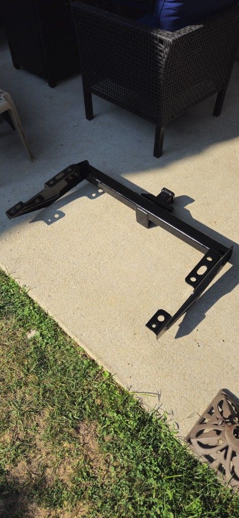 88-98 SILVERADO HITCH