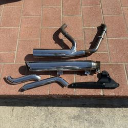 2025 HD Street Bob Exhaust 