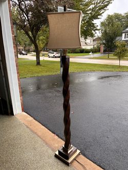 Floor lamp