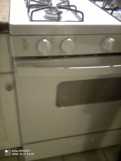 BRAND NEW STOVE!!!!!