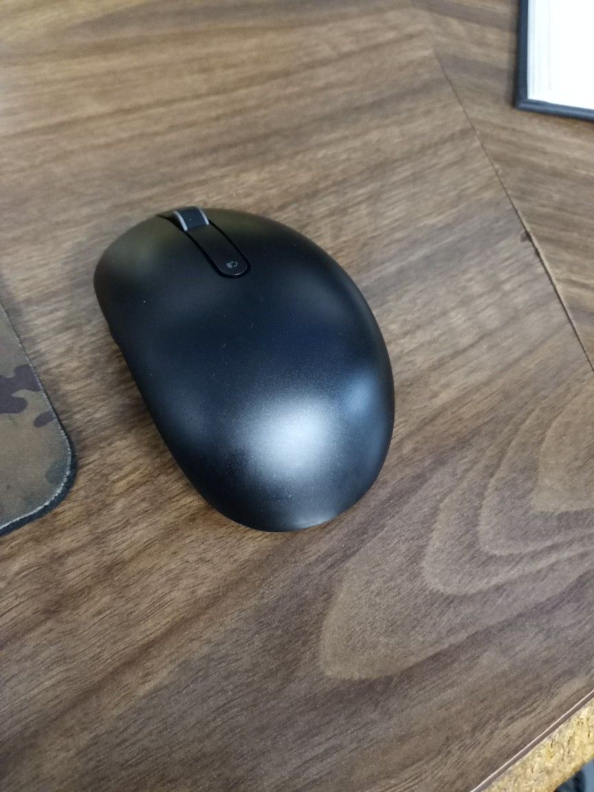 Dell Computer Mouse Wireless. 