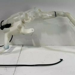 2016 - 2020 HONDA CIVIC WINDSHIELD WASHER RESERVOIR TANK BOTTLE W/ NECK 