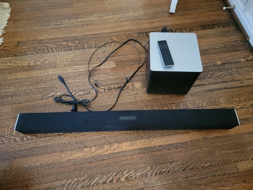 Vizio SB3821 D6 Sound Bar With Subwoofer for Sale in La Habra Heights