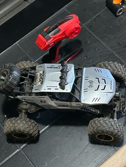 Radio, control car lot
