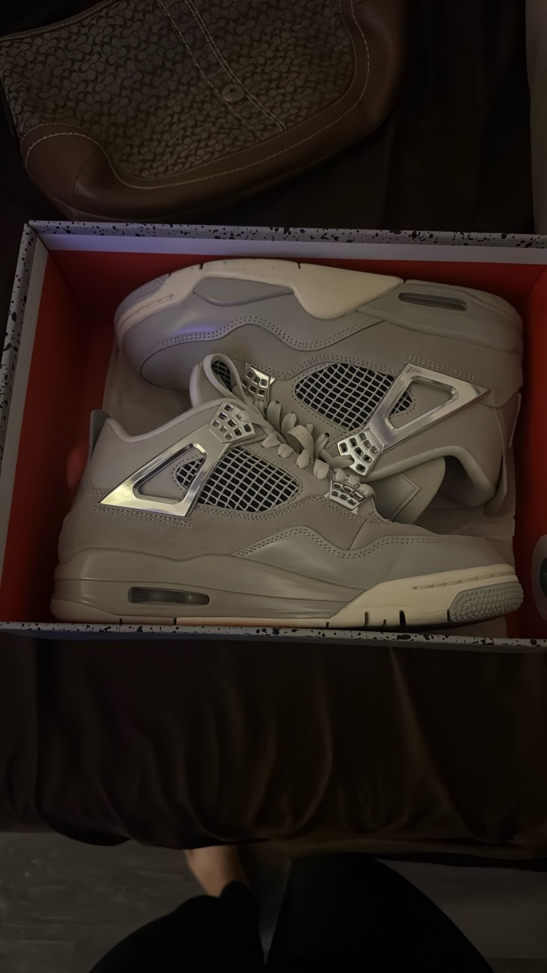 WMNS Air Jordan’s 4 Retros 